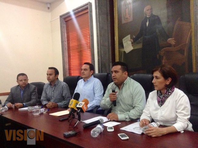 Promocionan en municipios   Convocatoria del “Primer Parlamento Juvenil Michoacán 2013”