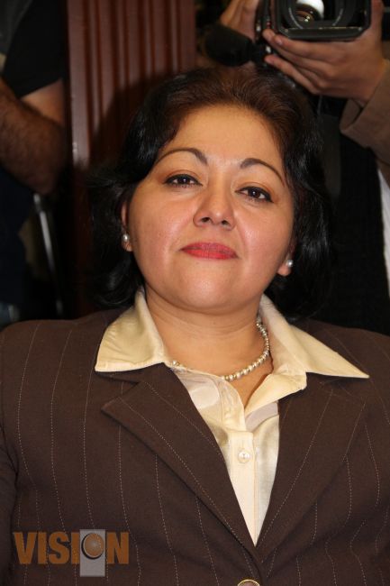 Silvia Estrada se suma a acciones a favor de los migrantes