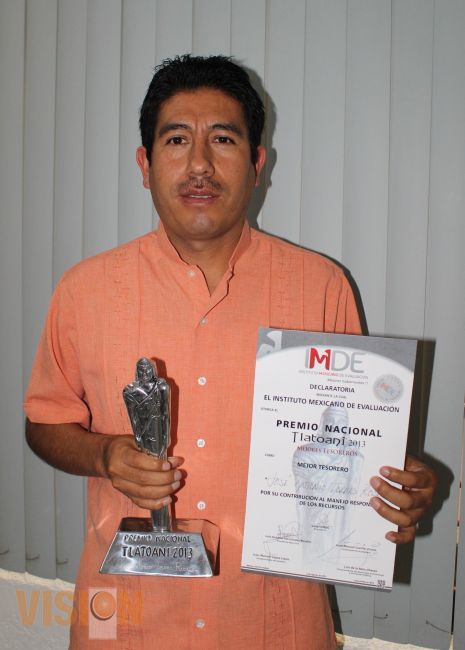Recibe Tesorero municipal de Uruapan premio nacional