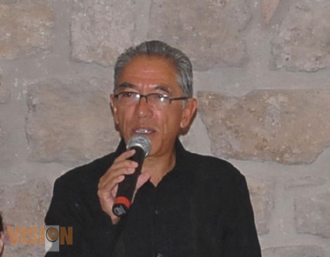 Viaja rector a la ciudad de México