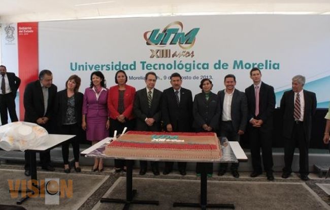 La UTM festeja su XIII aniversario.