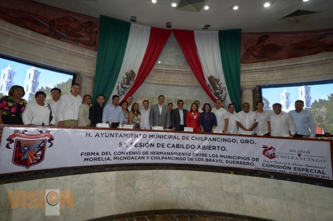 Signan hermanamiento de Morelia con Chilpancingo 
