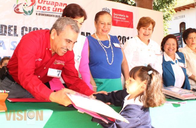 La educación, herramienta fundamental para lograr el desarrollo y fortalecer la paz social; Aldo Ma