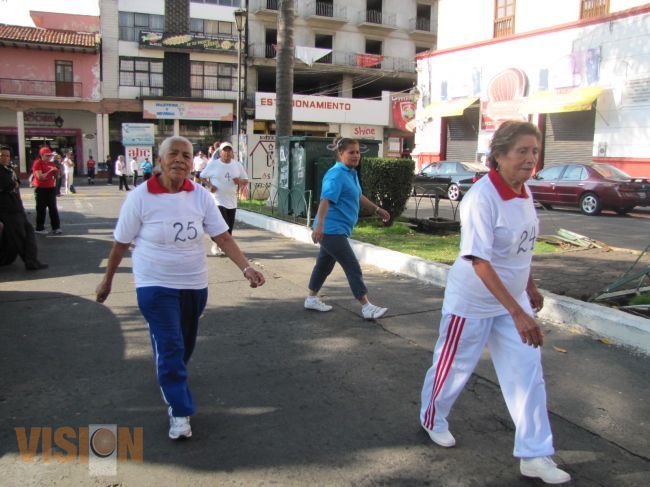 DIF municipal organiza 2ª  Carrera Atlética para el Adulto Mayor
