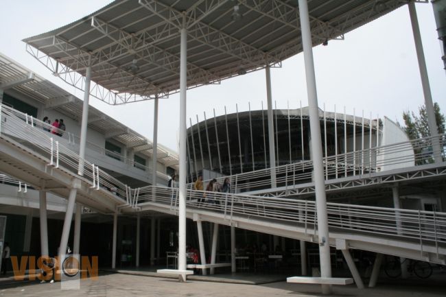 Facultad de Arquitectura trabaja en obras literarias 