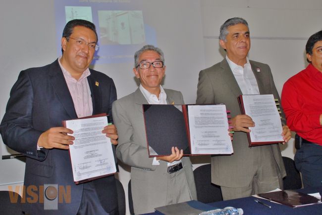 Entrega SUMA a la UMSNH estación de monitoreo  atmosférico.