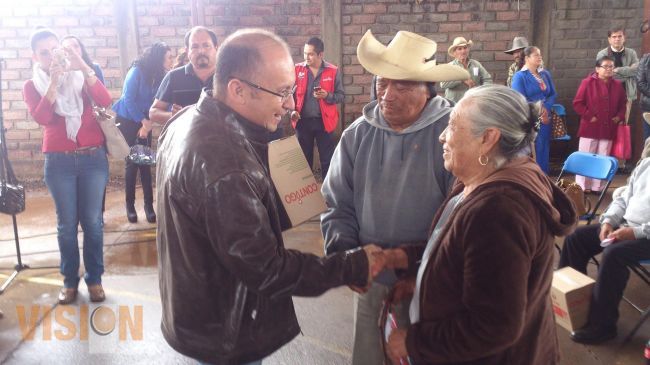 Inicia entrega de despensa a adultos mayores en Ario de Rosales