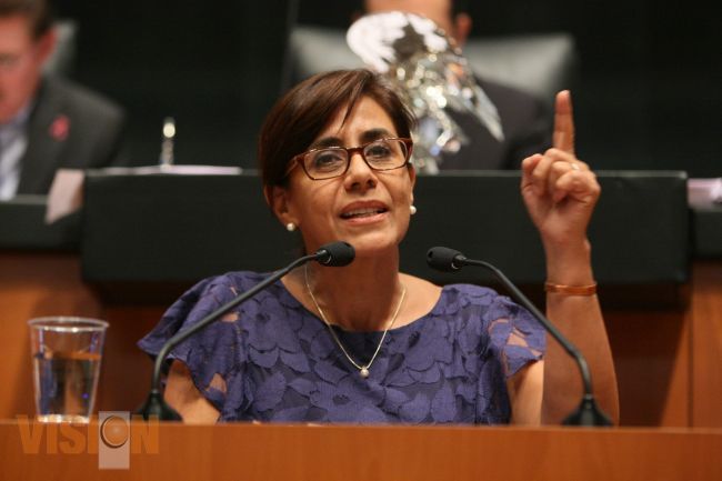 Impulsa Luisa María Calderón iniciativa para mejorar la distribución de subsidios a las universidad