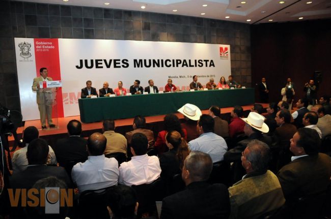Gobierno del Estado entregó 13 mdp de Obra Convenida 2013 a Municipios.