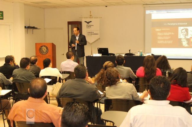Se imparte en Uruapan seminario de derecho y justicia ambiental