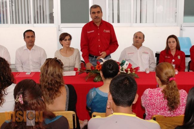 Arrancaron talleres 2013 de hábitat y rescate de espacios públicos del DIF Uruapan