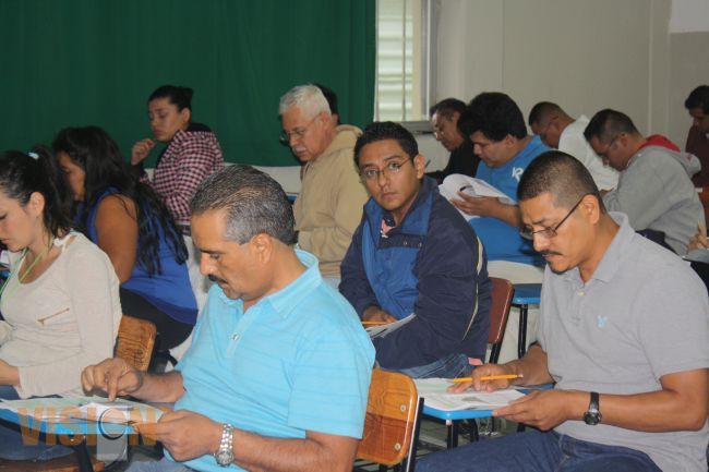Prosigue el COBAEM con programas para abatir rezago educativo bajo Acuerdo Secretarial 