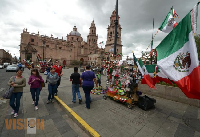 Llama Wilfrido Lázaro a Festejar nuestras Fiestas Patrias