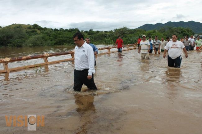 Cientos de damnificados en Huetamo y la región confirma diputado Elías Ibarra