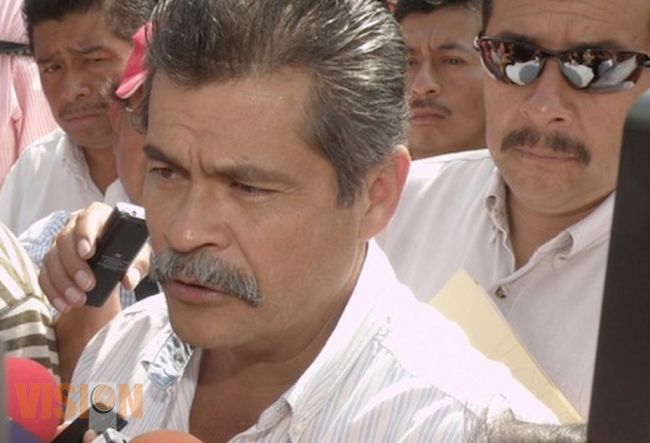 CNTE desiste de la toma de casetas y anuncian campaña de recolección de viveres para Damnificados.