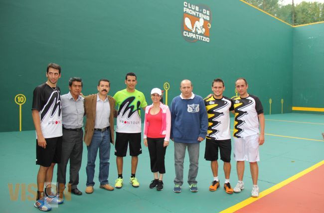 Todo un éxito el partido de exhibición de Frontón “The Tour Begins”