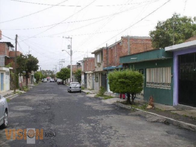 Reportan estallamiento de una bomba en la Pedregal