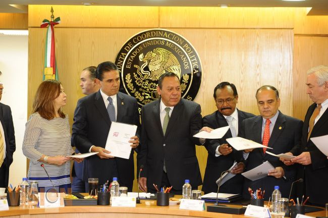 Recibe Silvano Aureoles resultados de la Consulta Ciudadano sobre reforma Fiscal y Energética