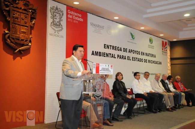 Solicita Gobernador apoyo en restauración del Zoológico. 