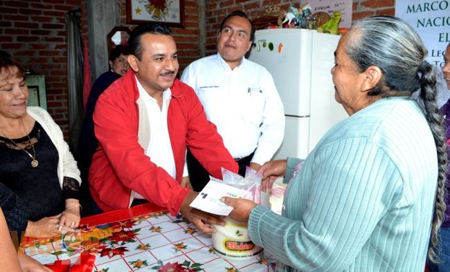 Inauguran Lechería en Toreo el Alto