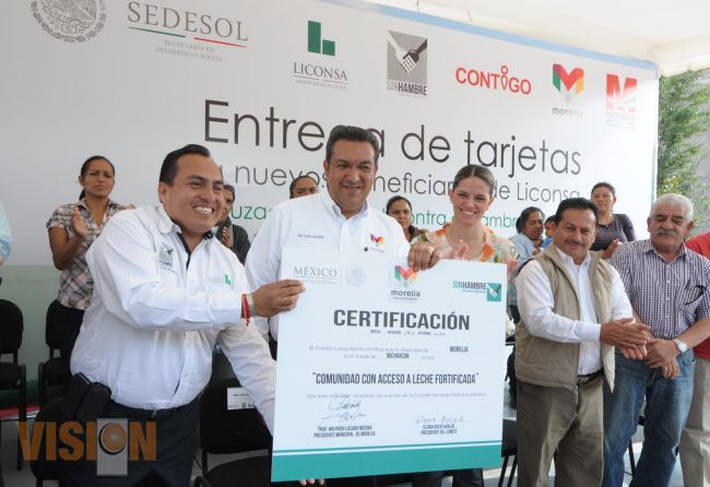 Entrega Sedesol primeras pensiones del Seguro de Vida para Madres Jefas de Familia.