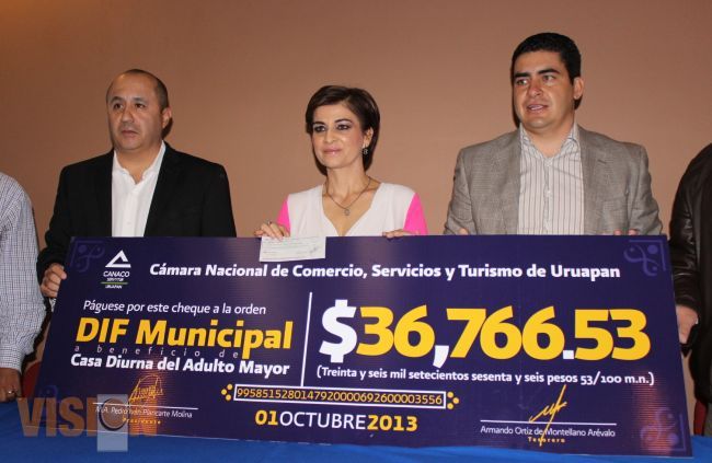 DIF Municipal de Uruapan recibió donativo de canaco para construcción de la EDAM