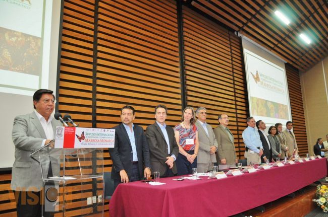 Jesús Reyna refrenda compromiso para la preservación de la mariposa monarca.