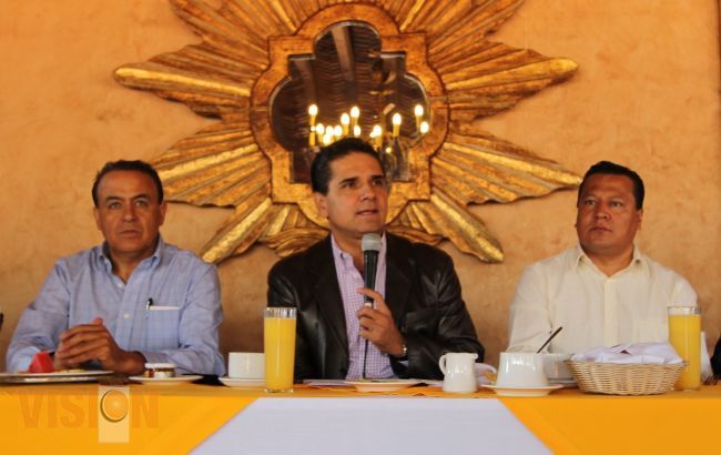 PRD arranca campaña de difusión en defensa del petróleo: Silvano Aureoles