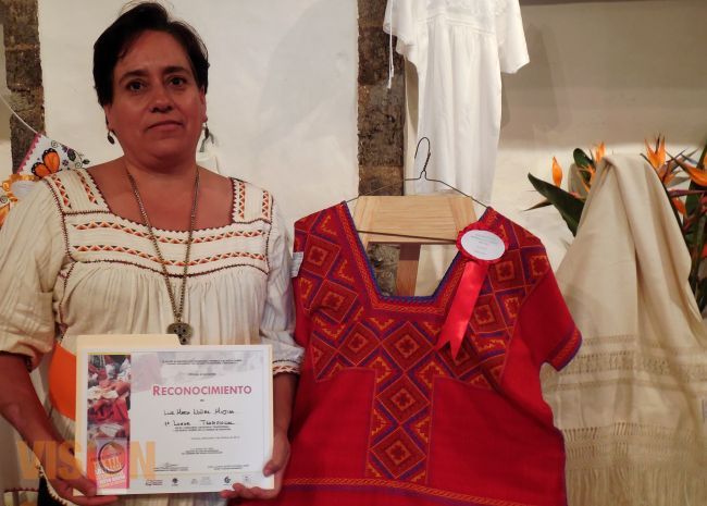 Concurso de textil tradicional y de nuevo diseño en Uruapan
