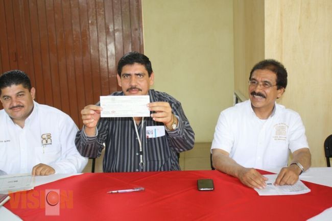 Se unen para mejorar el plantel COBAEM Infiernillo