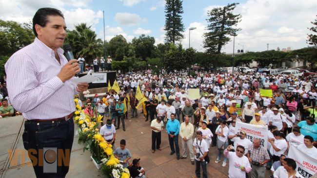 Inicia Silvano en Michoacán campaña para defensa del petróleo