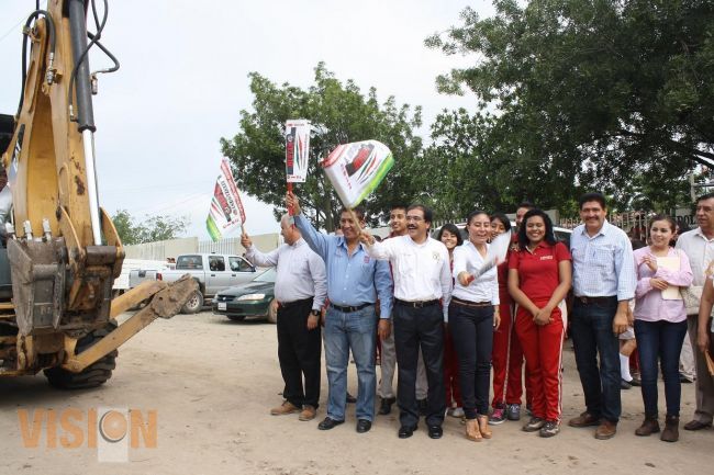 Inicia Cobaem obra de acceso en Huetamo