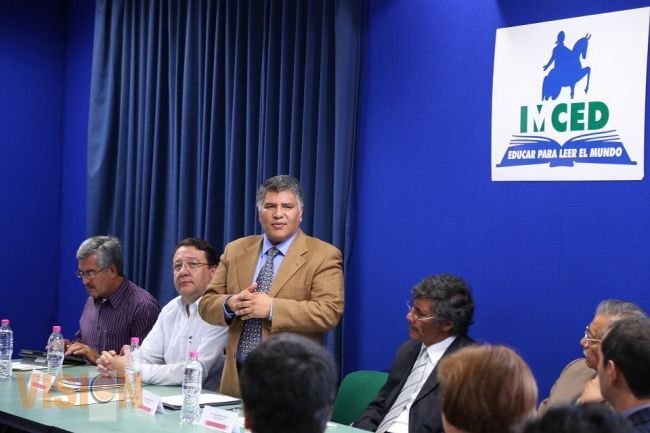 Rinden protesta integrantes del Comité Estatal de Consejos Técnicos Escolares