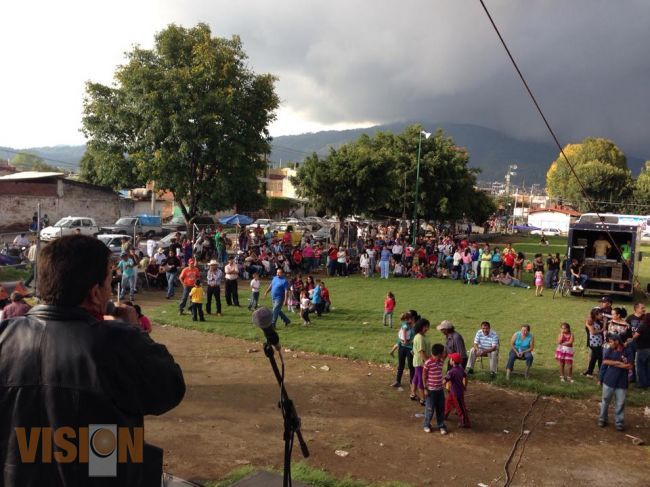 Con la realización de un festival musical, agrupación gestora favorece a damnificados