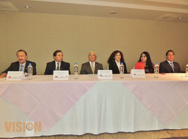 El Centro Estatal de Atención Oncológica celebró el XVIII Aniversario de fundación.
