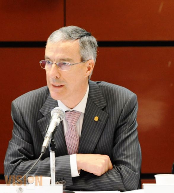 Insuficiente y mocha, la miscelánea fiscal del gobierno: González Morfín