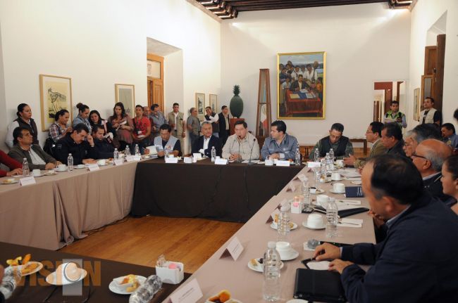 Entrega Ejecutivo, iniciativa de Ley de Protección Civil al Congreso del Estado