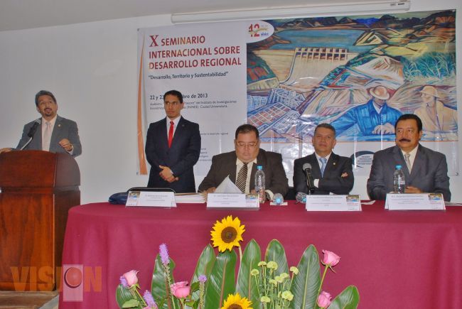 Conmemoran aniversario del ININEE con X Seminario Internacional.