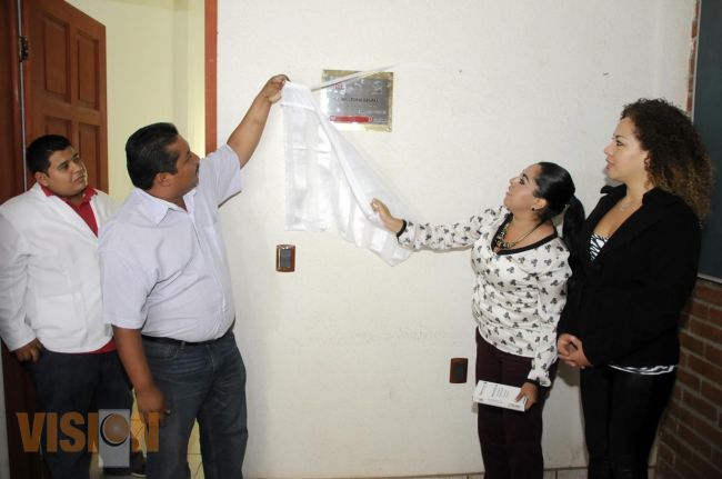 DIF Estatal realiza la reapertura de la unidad dental en Nocupétaro.