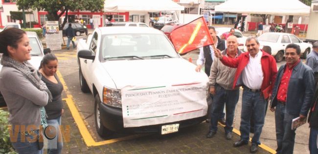 Activaron unidad móvil al programa 65 y más.