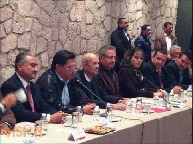 El gobernador Fausto Vallejo preside reunión de gabinete 