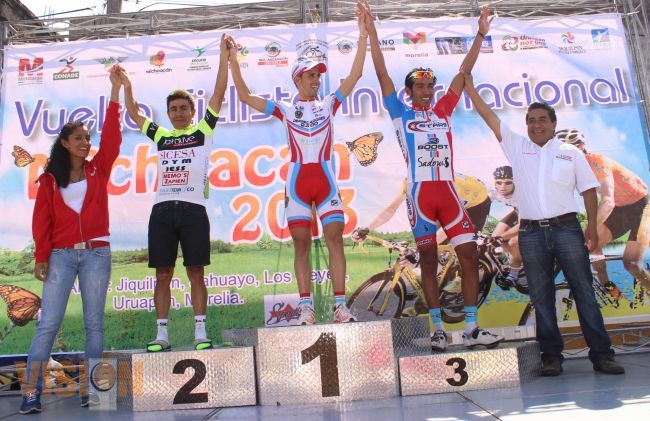 Uruapan vibró con vuelta ciclista a Michoacán