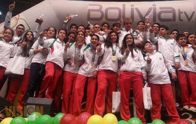 Gana México Mundial de Racquetbol Junior en Bolivia. 