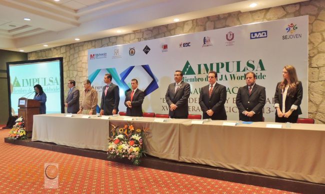 Se Inauguro el programa Emprendedores y Empresarios que organiza IMPULSA Michoacán. 