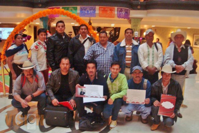 Ganan 17 artesanos michoacanos  el gran premio nacional de arte popular 2013.