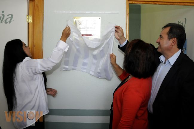 Reinauguran consultorio dental del DIF en Irimbo.
