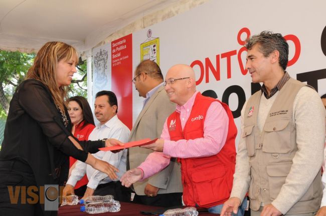 Entrega Gobierno Estatal apoyos a Ayuntamientos para mejora de vivienda.