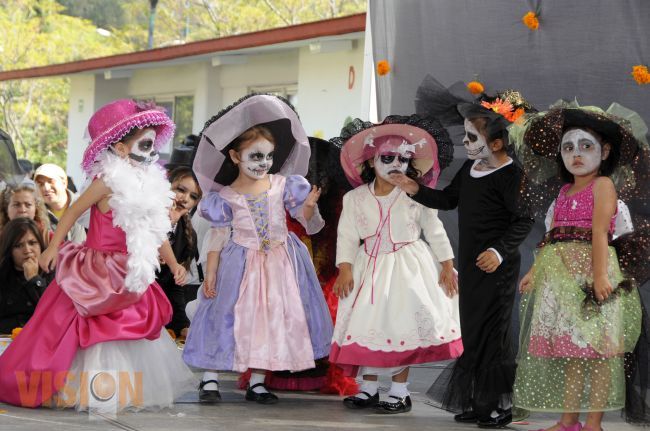 CADI “Alfredo Zalce” efectúa tradicional  festival de las ánimas.