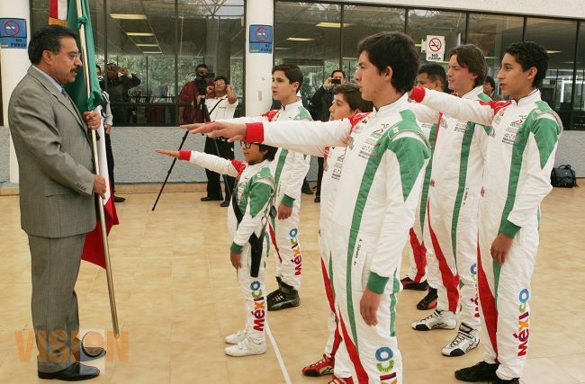 Abanderan a selección de kartismo para la final del Rotax Max Challenge 2013. 