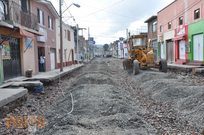 Obras viales, en beneficio de los Morelianos.